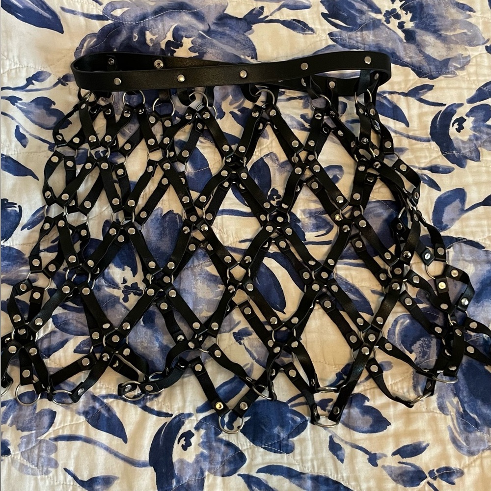 Dolls kill black chain body harness/ rave skirt